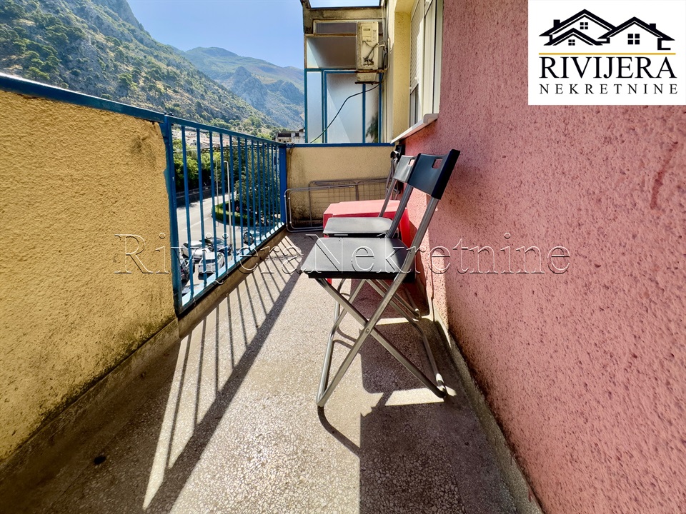 Flat in Dobrota, Montenegro, 59 m² - picture 4