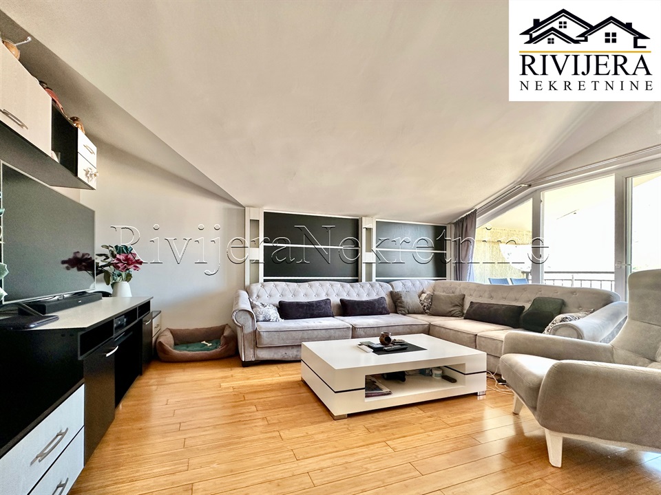 Flat in Dobrota, Montenegro, 120 m² - picture 5