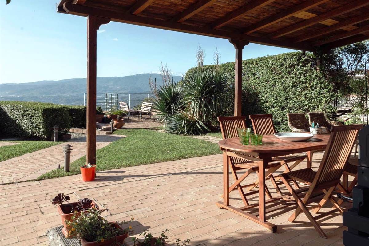 Villa en Staletti, Italia, 176 m² - imagen 4