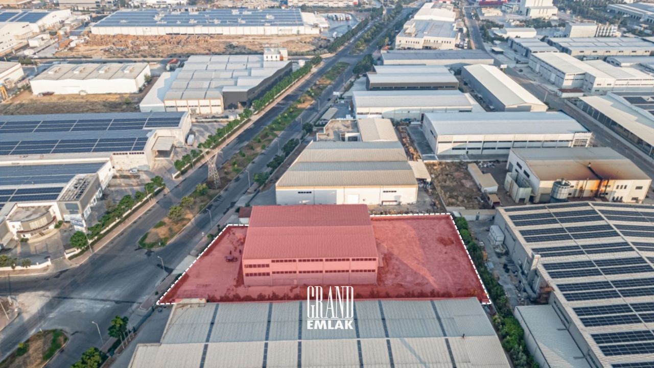 Biens commerciaux à Antalya, Turquie, 5 000 m² - image 1