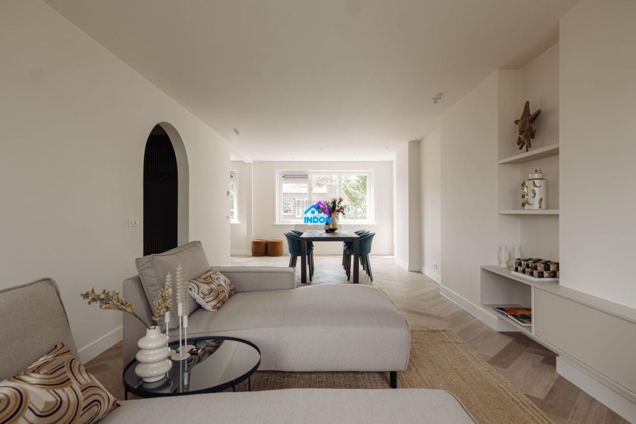 Appartement à Amsterdam, Pays-Bas, 147 m² - image 2