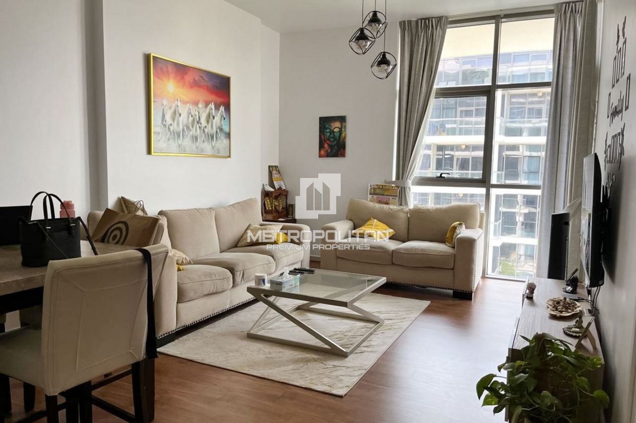 Apartamento en Dubái, EAU, 77 m² - imagen 1