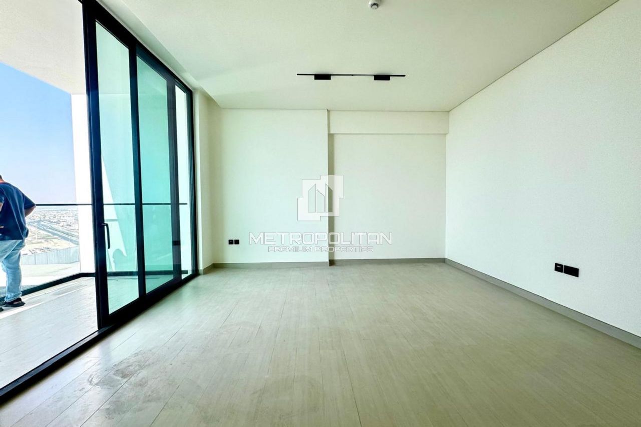Apartment in Dubai, UAE, 91 m² - picture 2