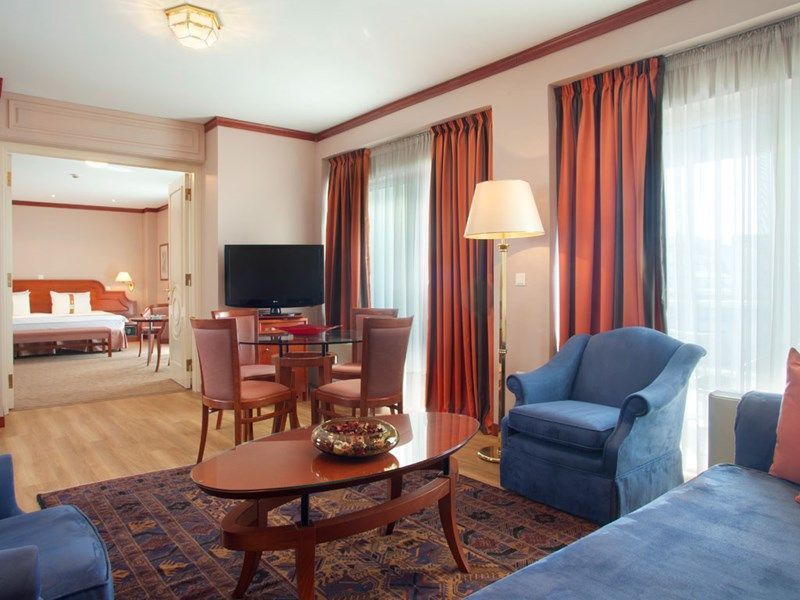Hotel in Thessaloniki, Greece, 6 590 m² - picture 1
