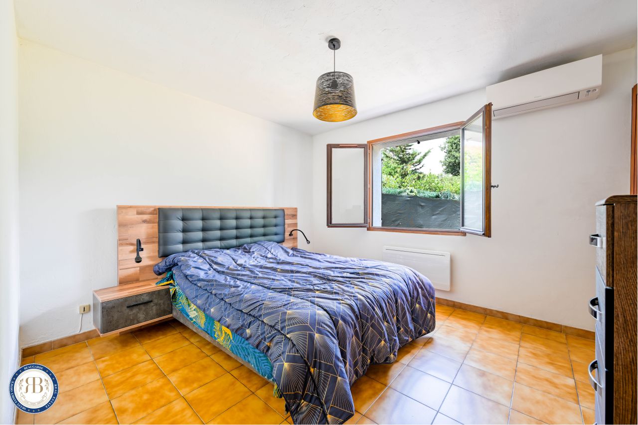 Maison à Mougins, France, 142 m² - image 10