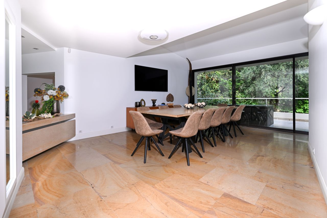 Villa à Mougins, France, 520 m² - image 11