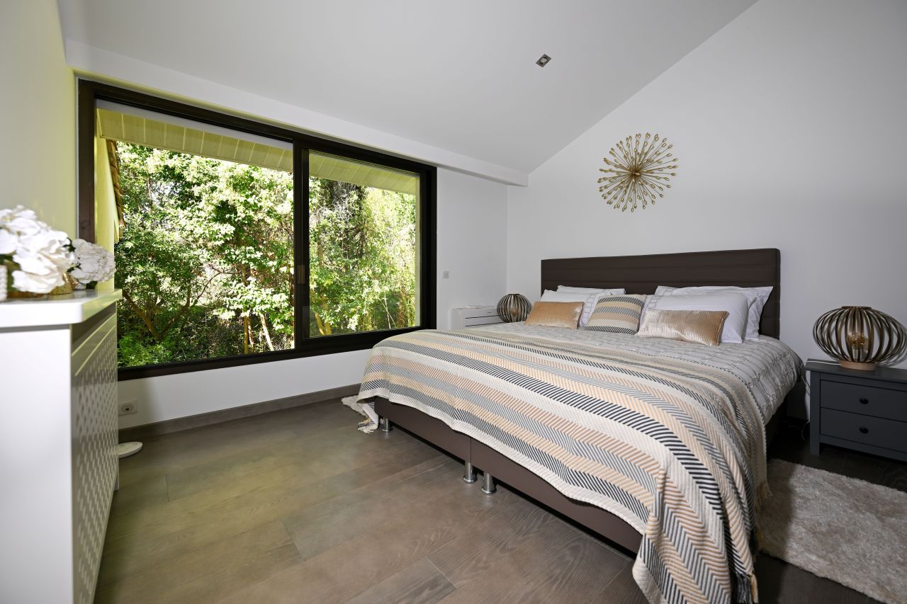 Villa à Mougins, France, 520 m² - image 16