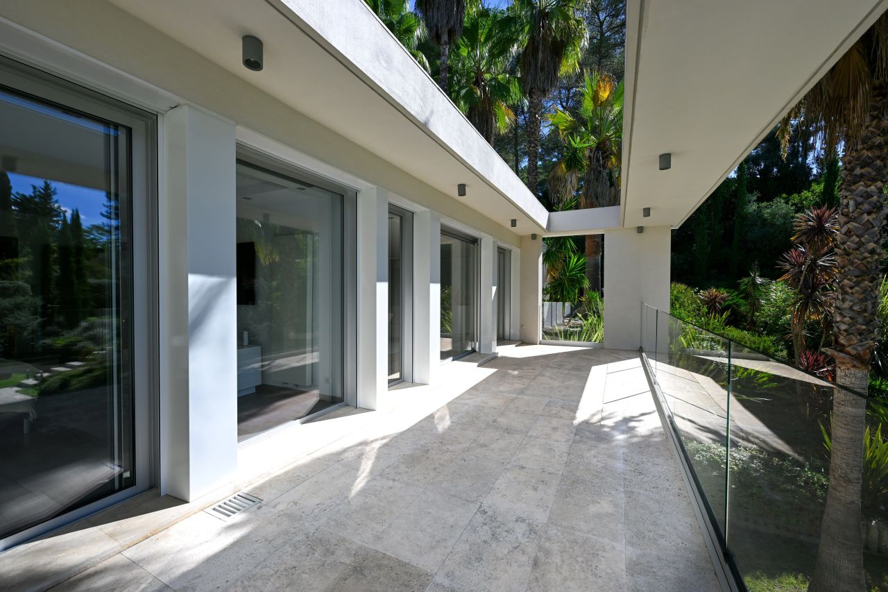 Villa à Mougins, France, 520 m² - image 7