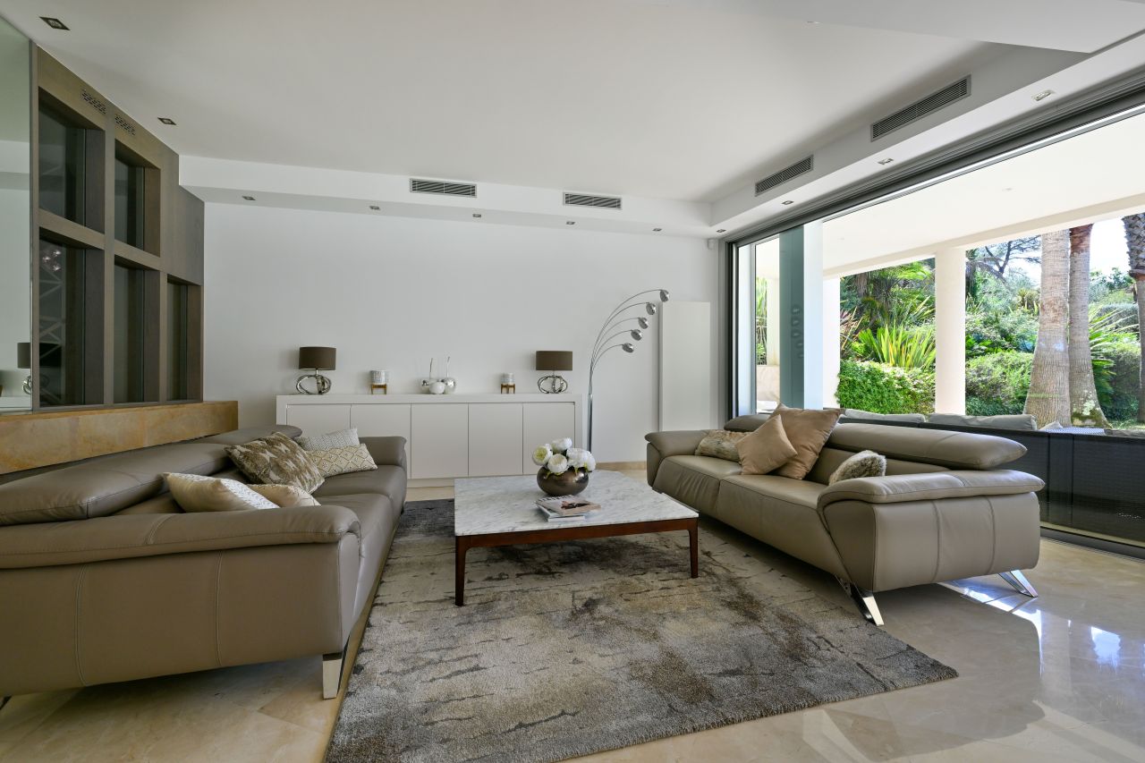 Villa à Mougins, France, 520 m² - image 14