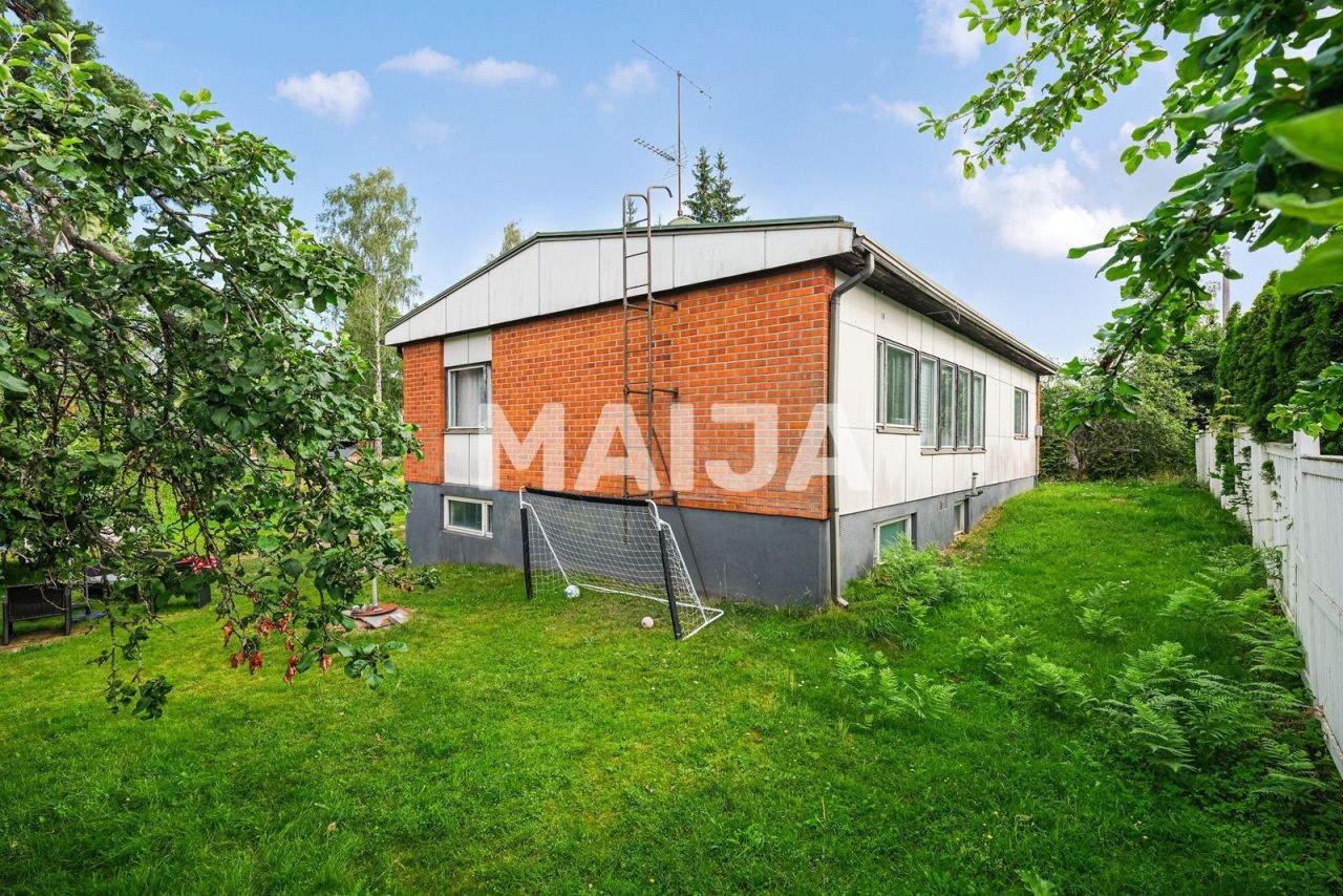 Haus in Tusula, Finnland, 100 m² - Foto 1