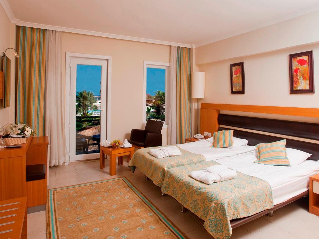 Hotel en Kemer, Turquia, 14 000 m² - imagen 1