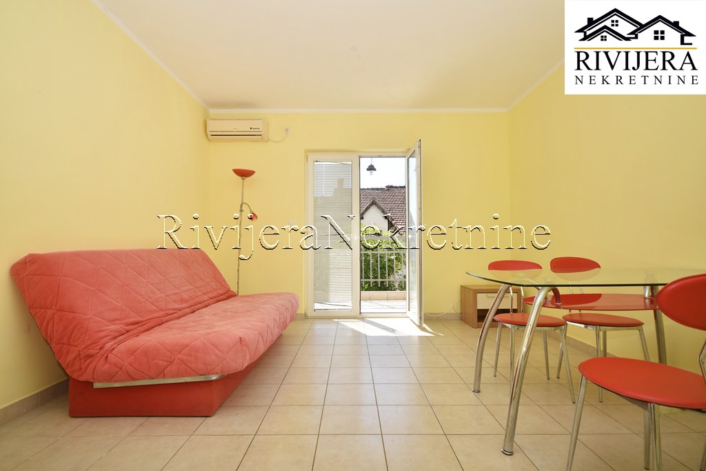 Piso en Herceg-Novi, Montenegro, 46 m² - imagen 1