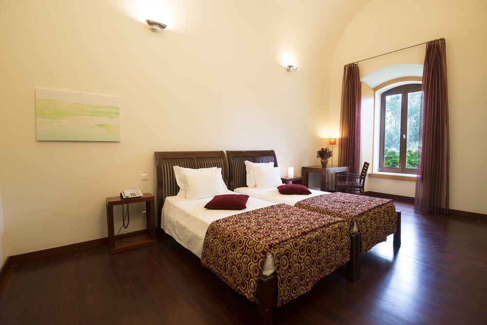 Hotel in Setúbal, Portugal, 3 000 m² - Foto 3