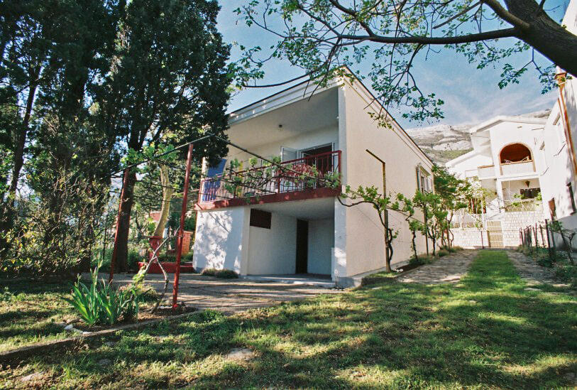 Haus in Sutomore, Montenegro, 80 m² - Foto 1