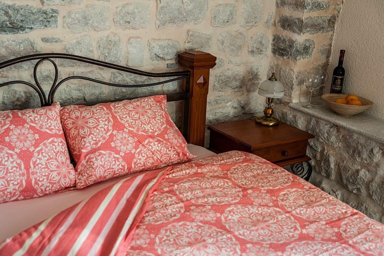 Flat in Prcanj, Montenegro, 54 m² - picture 7