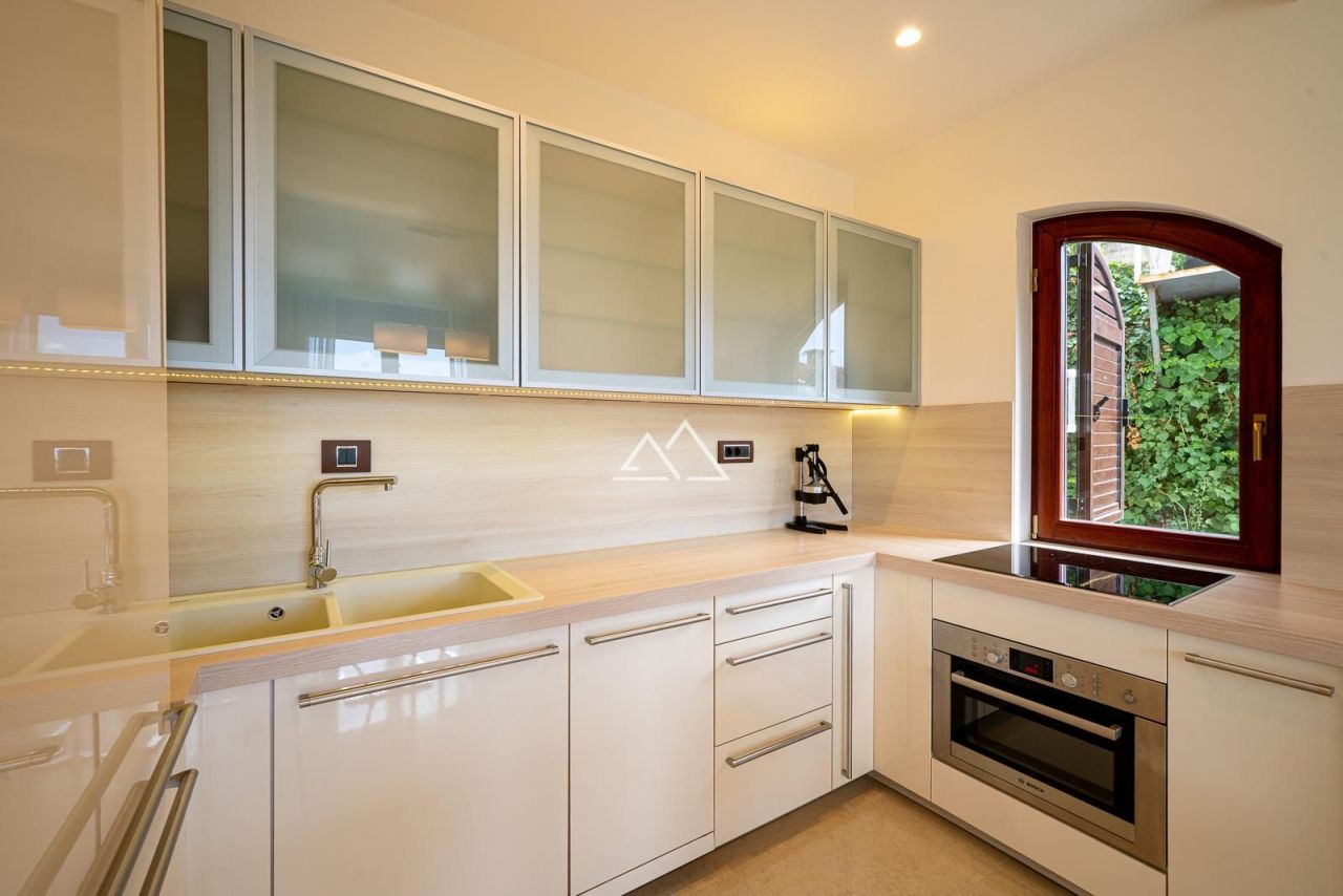 Apartment in Petrovac, Montenegro, 86 m² - Foto 10