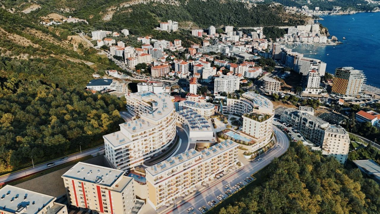 Apartment in Becici, Montenegro, 78.48 m² - Foto 1