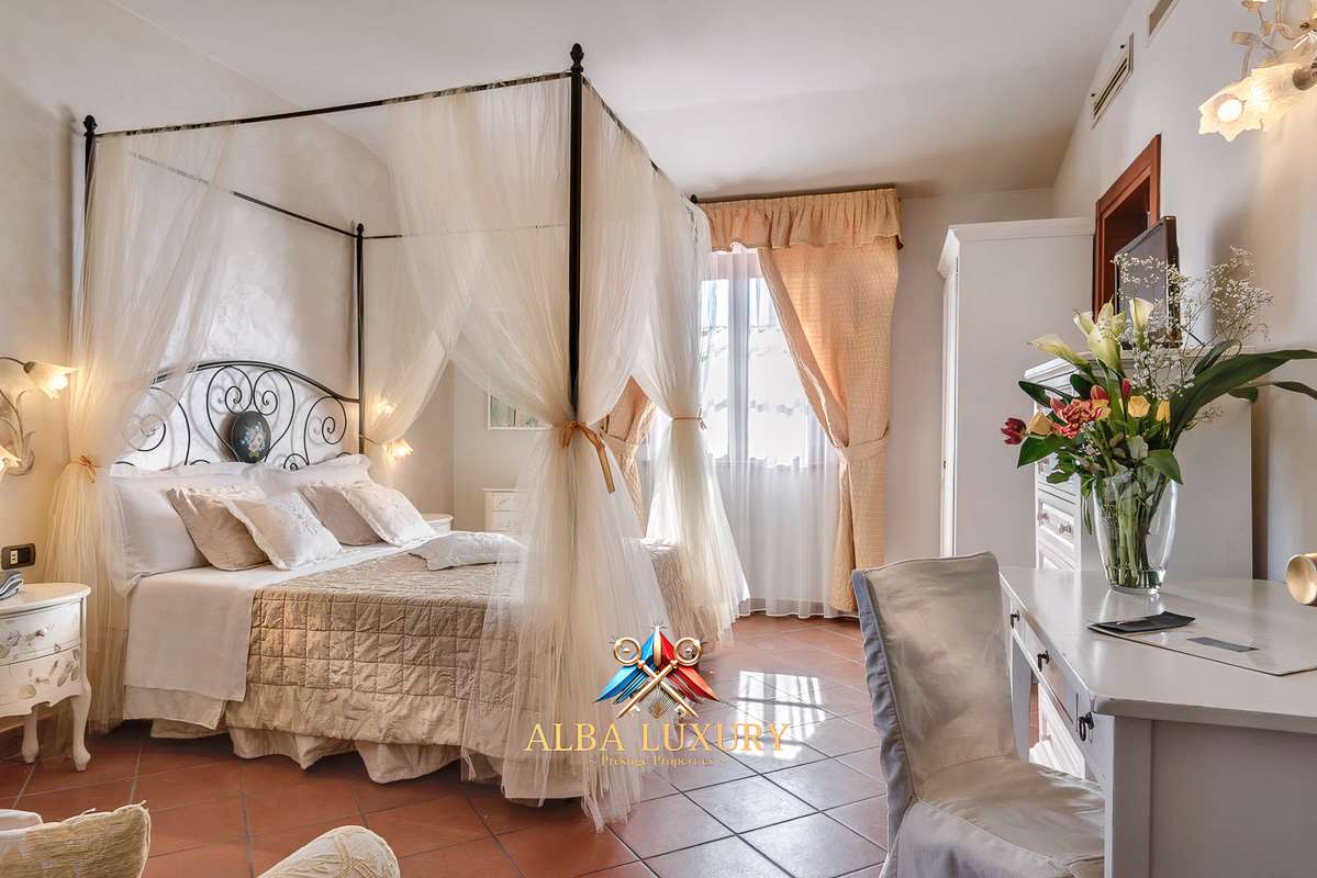 Villa in San Gimignano, Italien, 3 500 m² - Foto 8