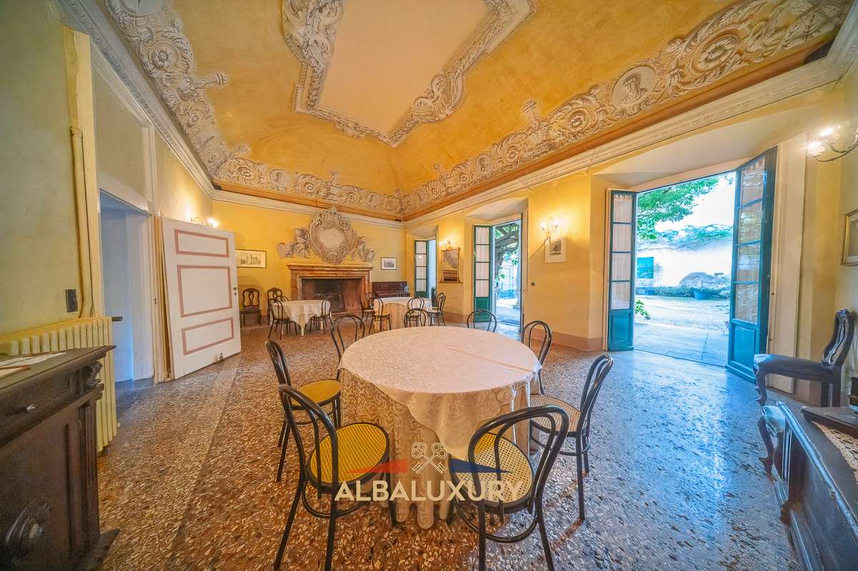 Apartment Via Guglielmo Marconi, Italy, 1 000 m² - picture 10