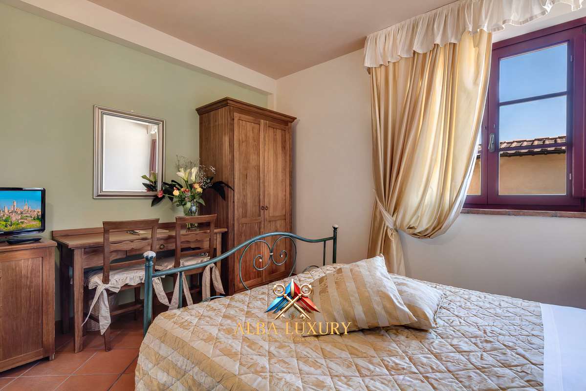 Villa in San Gimignano, Italien, 3 500 m² - Foto 14