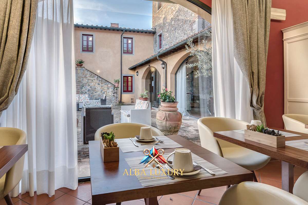 Villa in San Gimignano, Italien, 3 500 m² - Foto 19