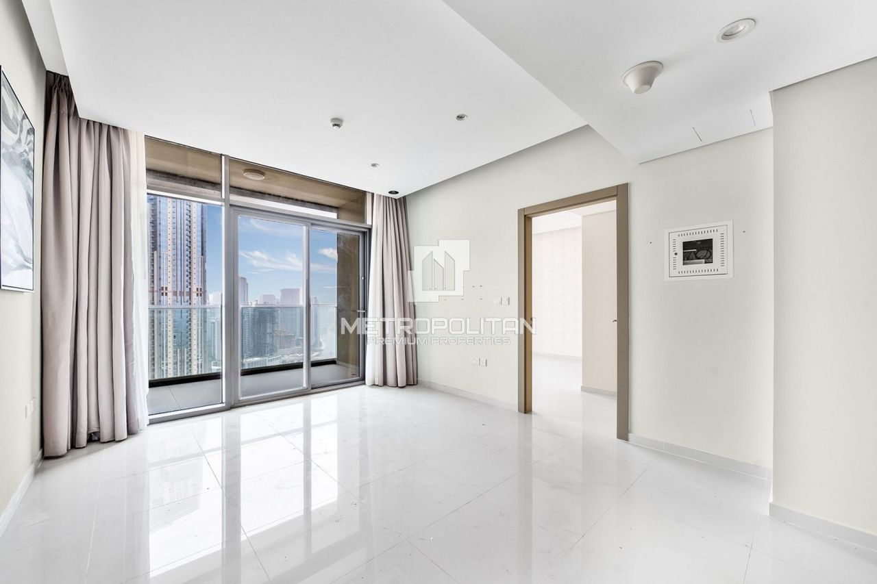 Apartment in Dubai, UAE, 63 m² - picture 2