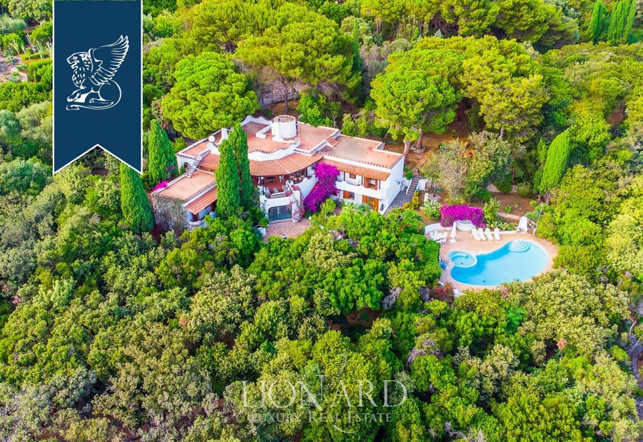 Villa a San Felice Circeo, Italia, 550 m² - foto 1