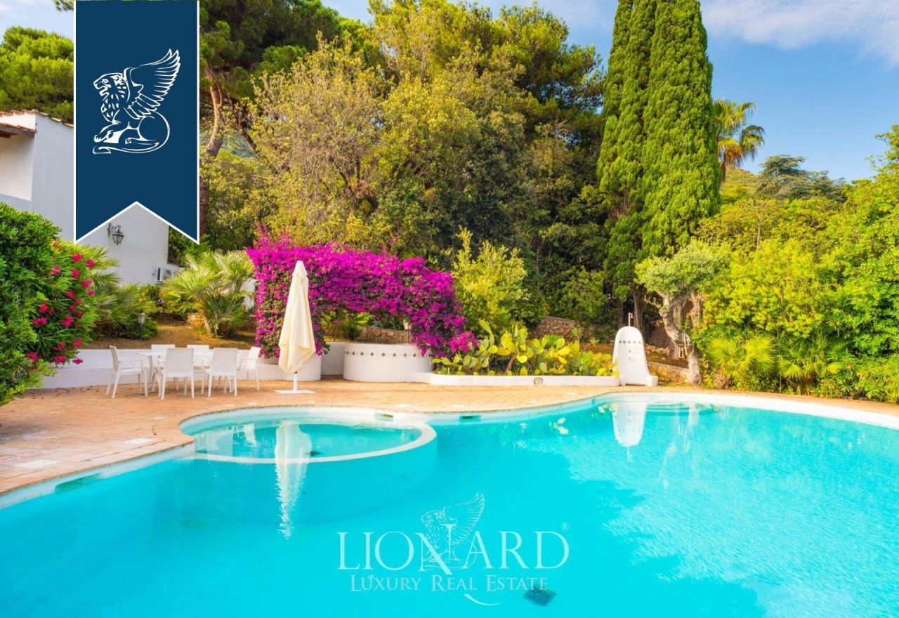 Villa en San Felice Circeo, Italia, 550 m² - imagen 3