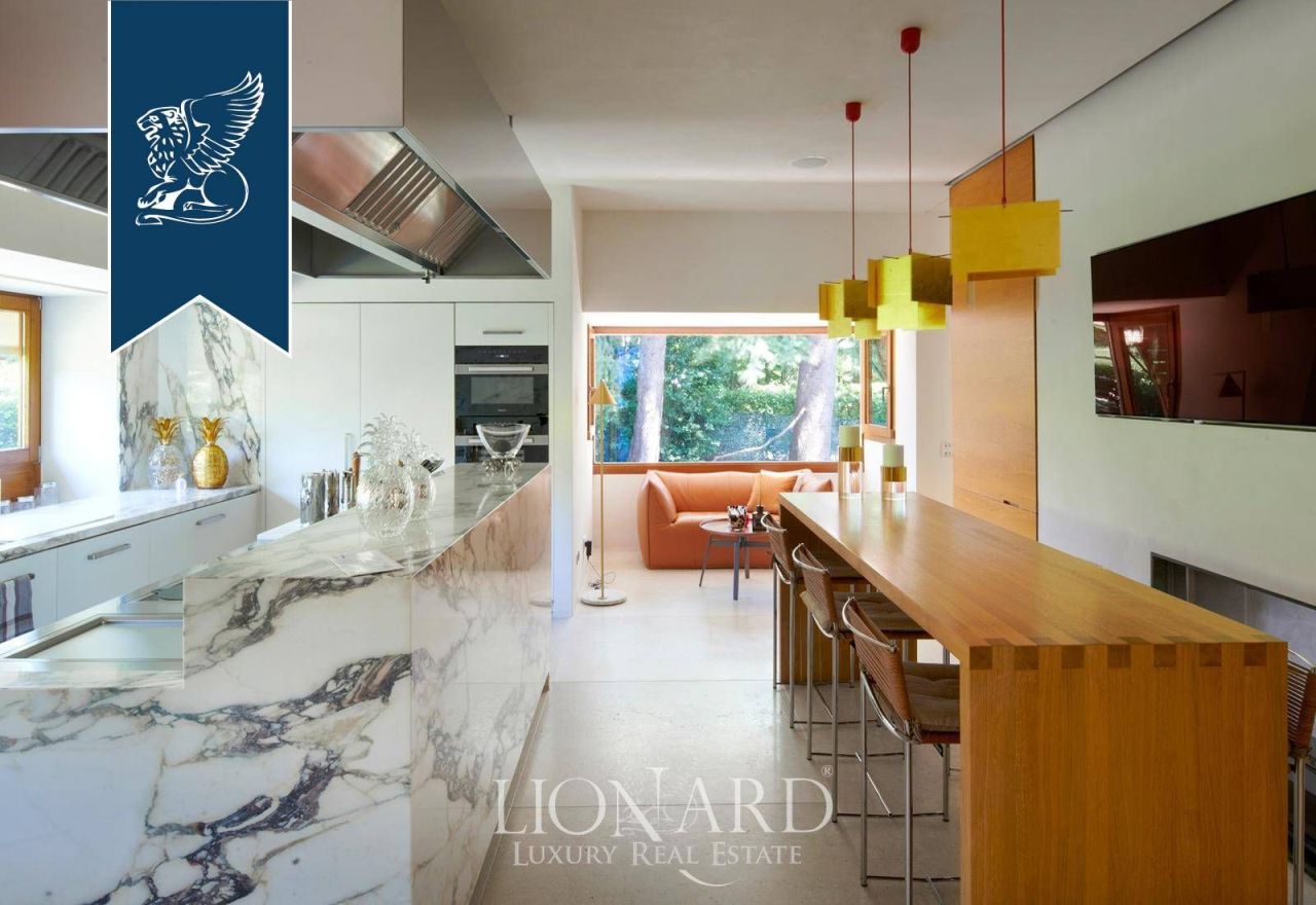 Villa en Carimate, Italia, 700 m² - imagen 16