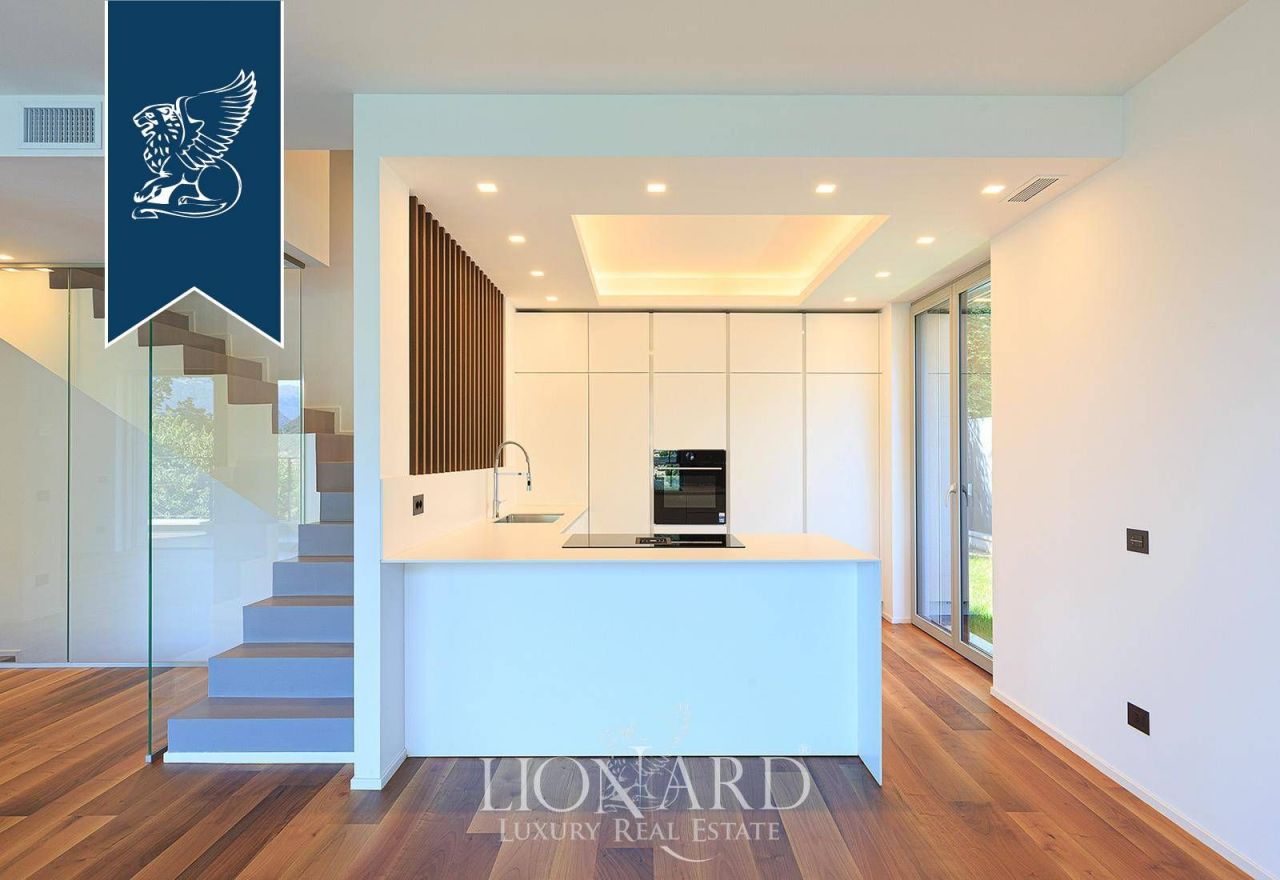 Villa à Blevio, Italie, 250 m² - image 17