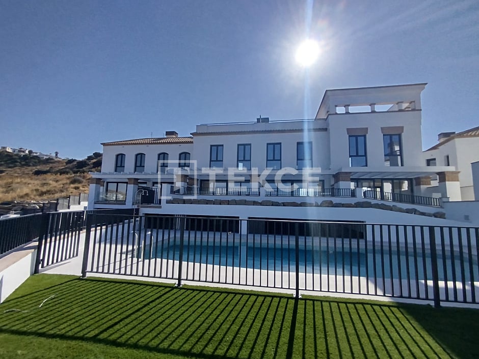 Townhouse in Torrox, Spain, 148 m² - picture 2