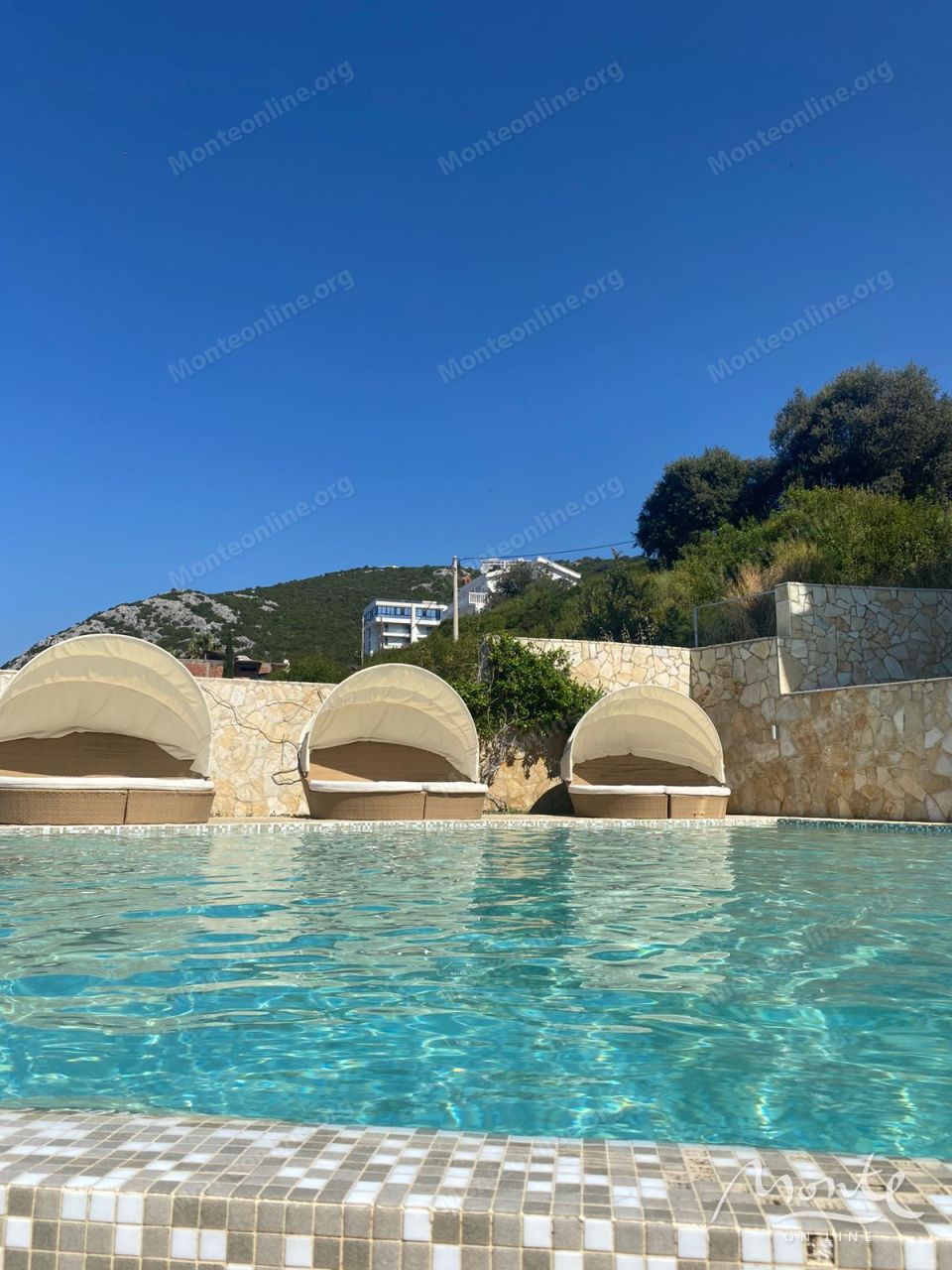 Appartement à Dobra Voda, Monténégro, 33 m² - image 1