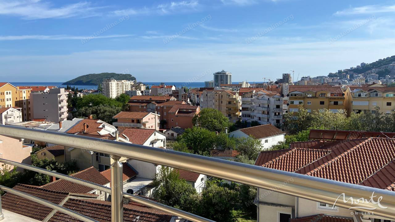 Appartement à Budva, Monténégro, 94 m² - image 1