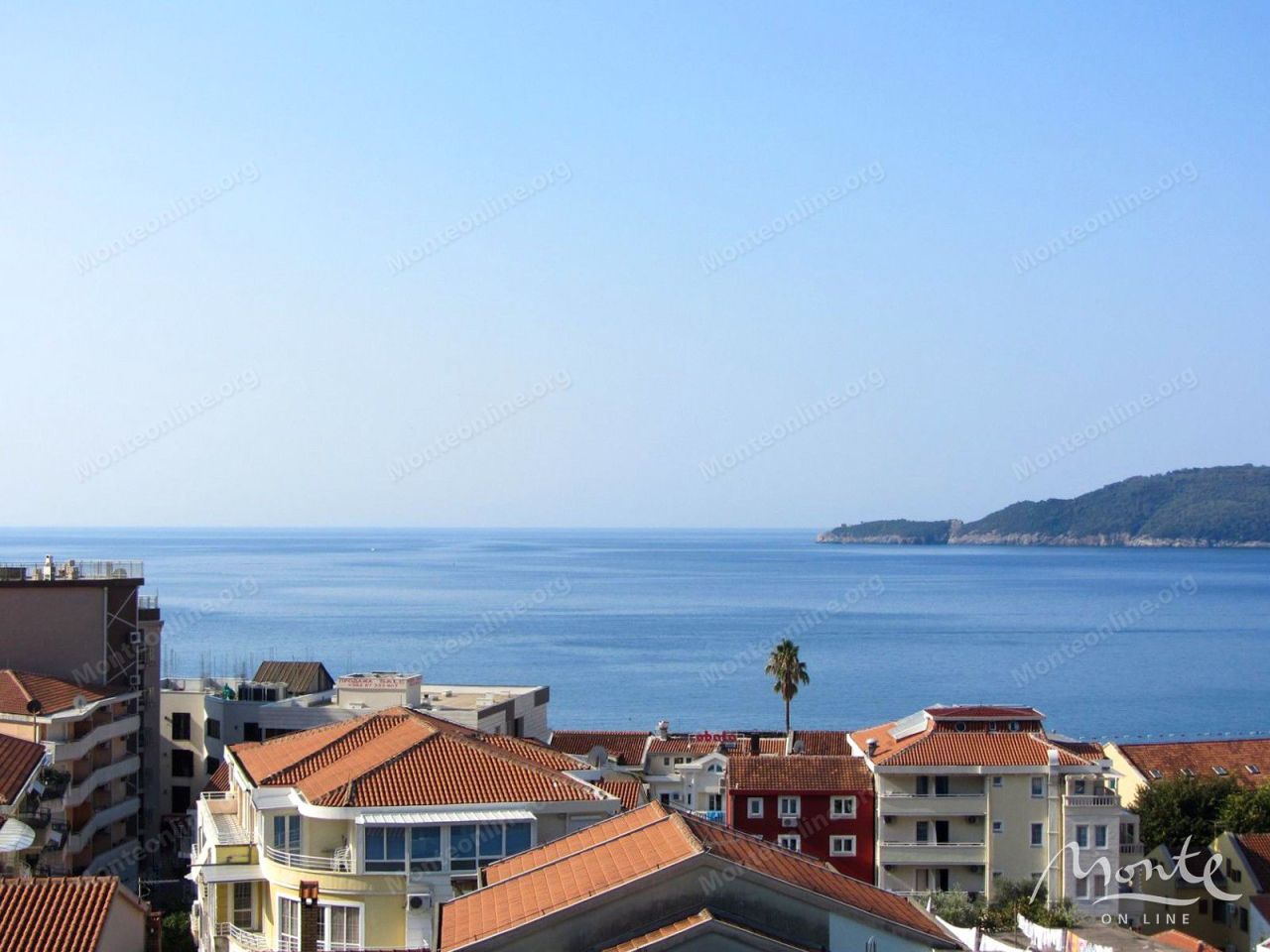 Apartment in Rafailovici, Montenegro, 27 m² - picture 1