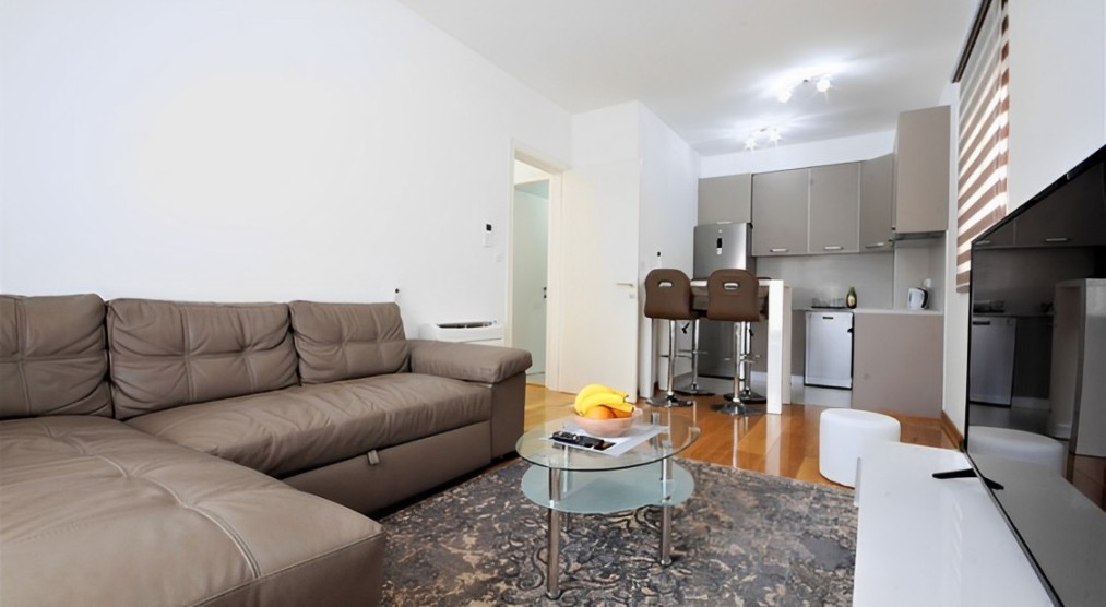 Apartamento en Budva, Montenegro, 43 m² - imagen 1