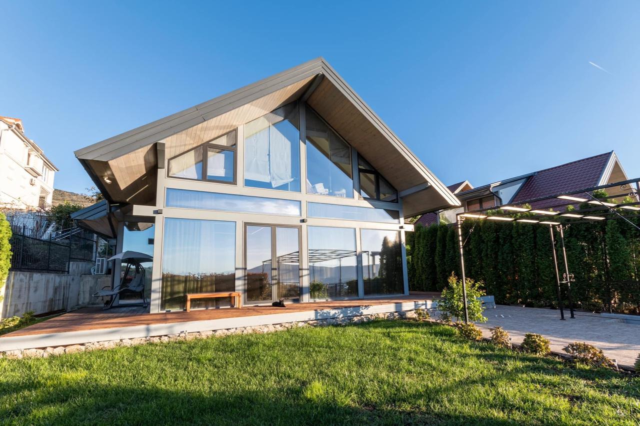 Villa en Kavač, Montenegro, 172 m² - imagen 1