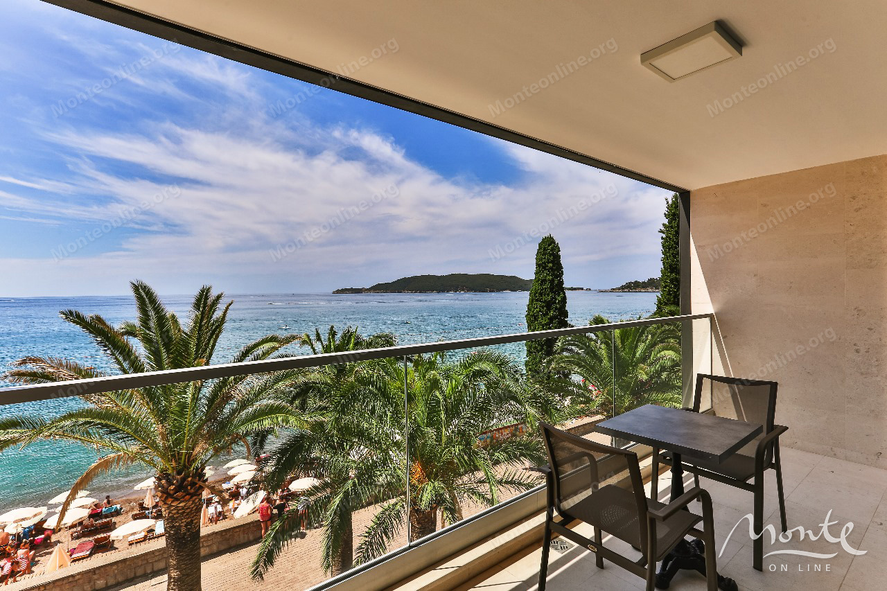 Appartement à Rafailovici, Monténégro, 75 m² - image 1