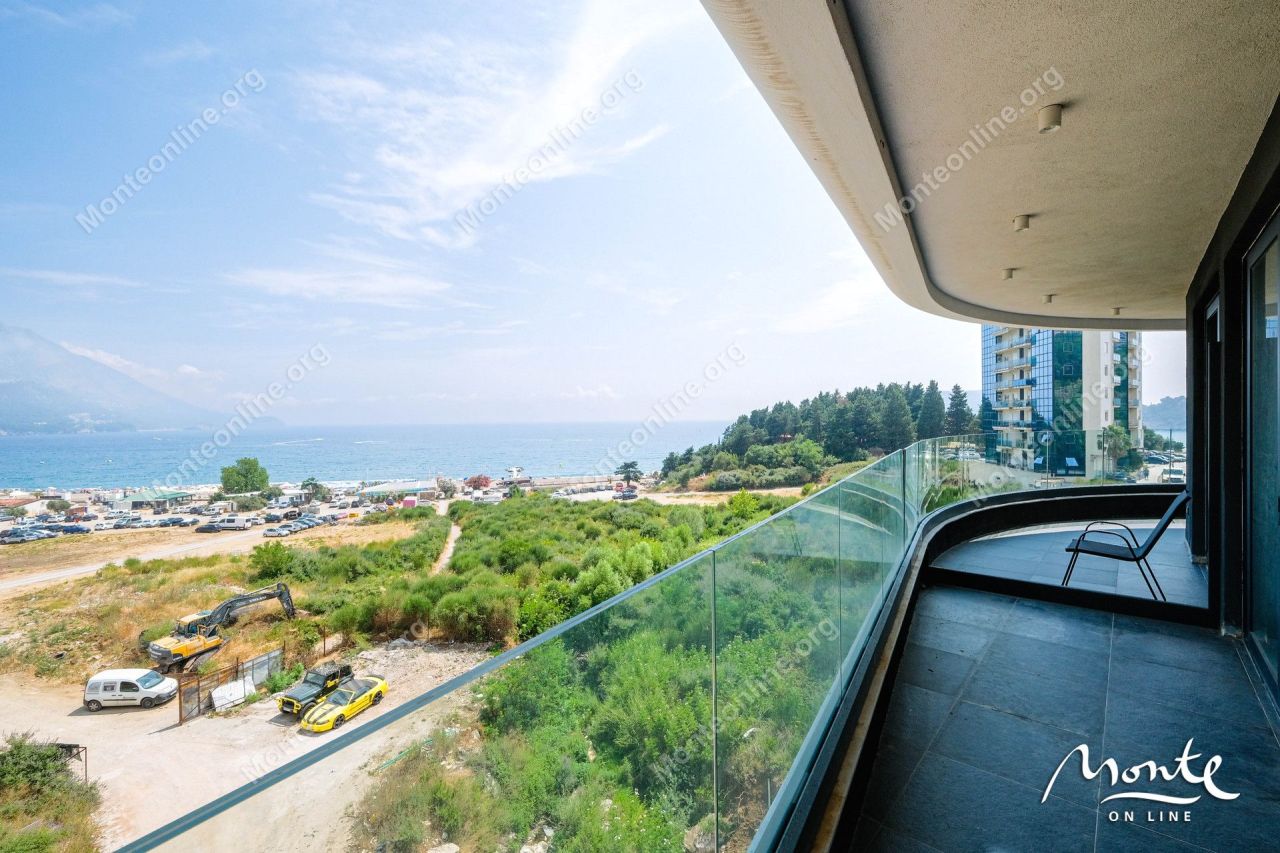Apartment in Becici, Montenegro, 52 m² - picture 1