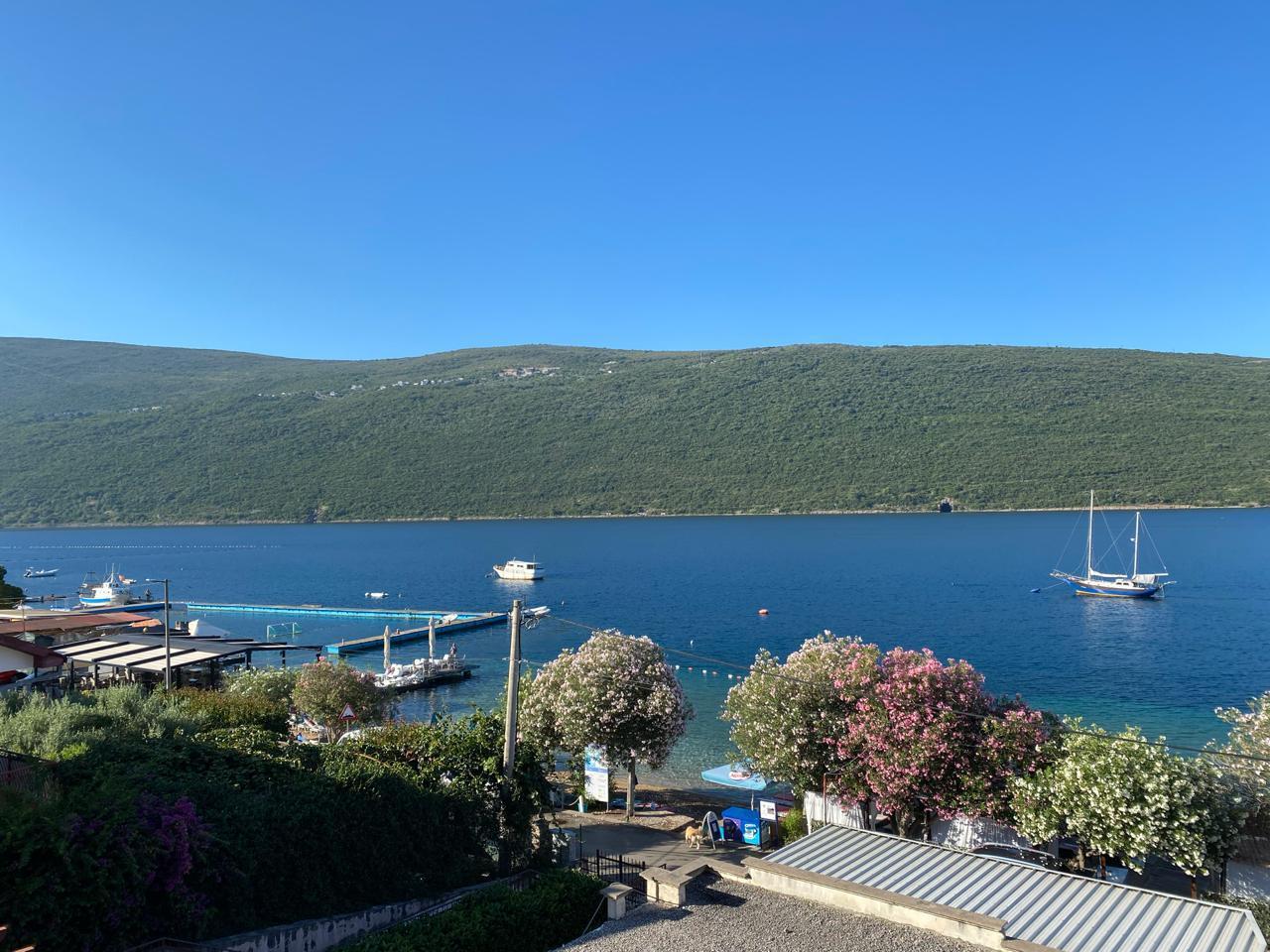 Apartment in Kumbor, Montenegro, 80 m² - Foto 2