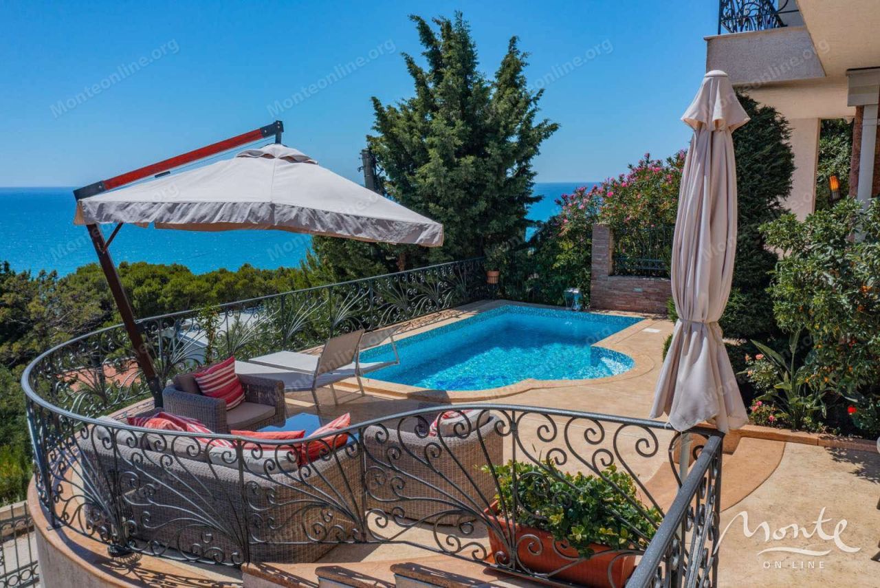 Villa in Bar, Montenegro, 252 m² - Foto 2