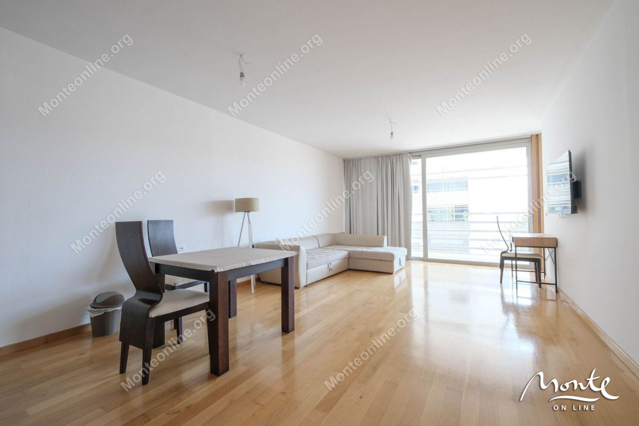 Apartment in Budva, Montenegro, 85 m² - picture 2