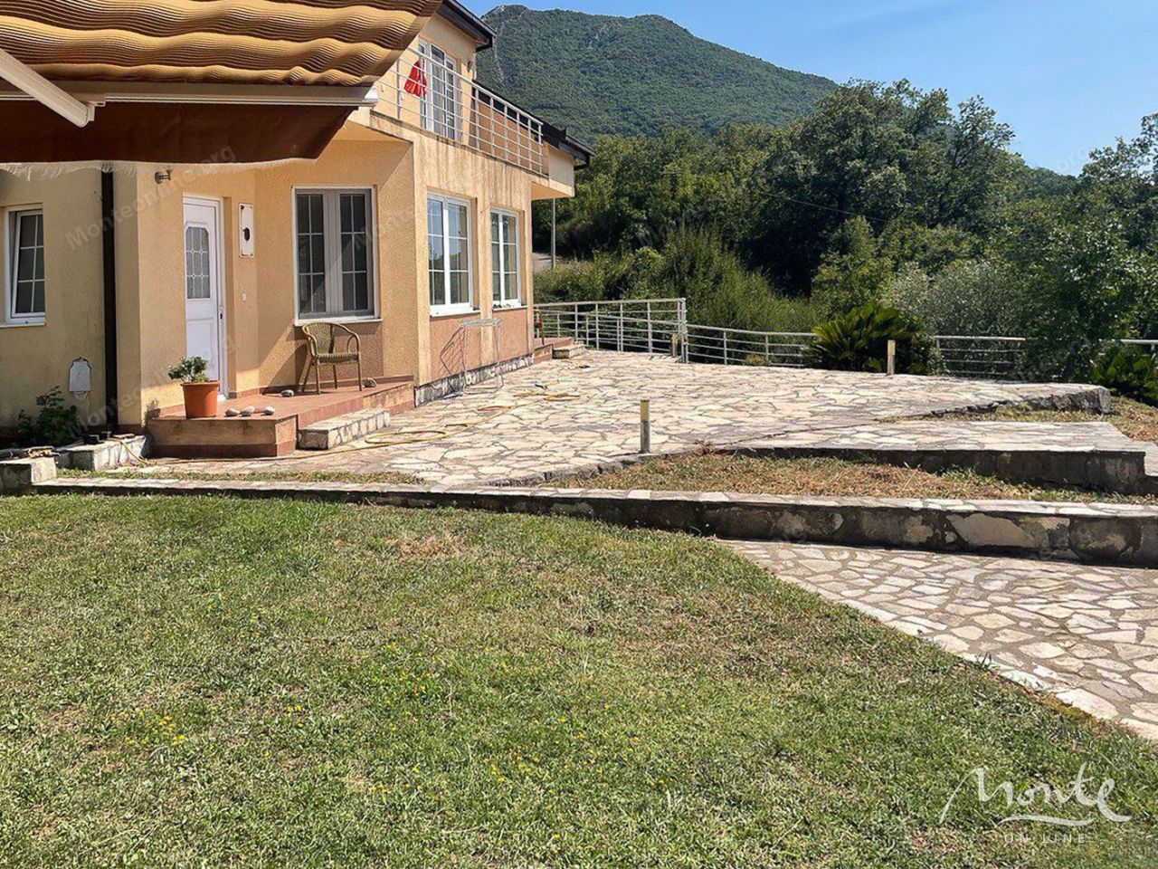 Villa en el Bar, Montenegro, 132 m² - imagen 2