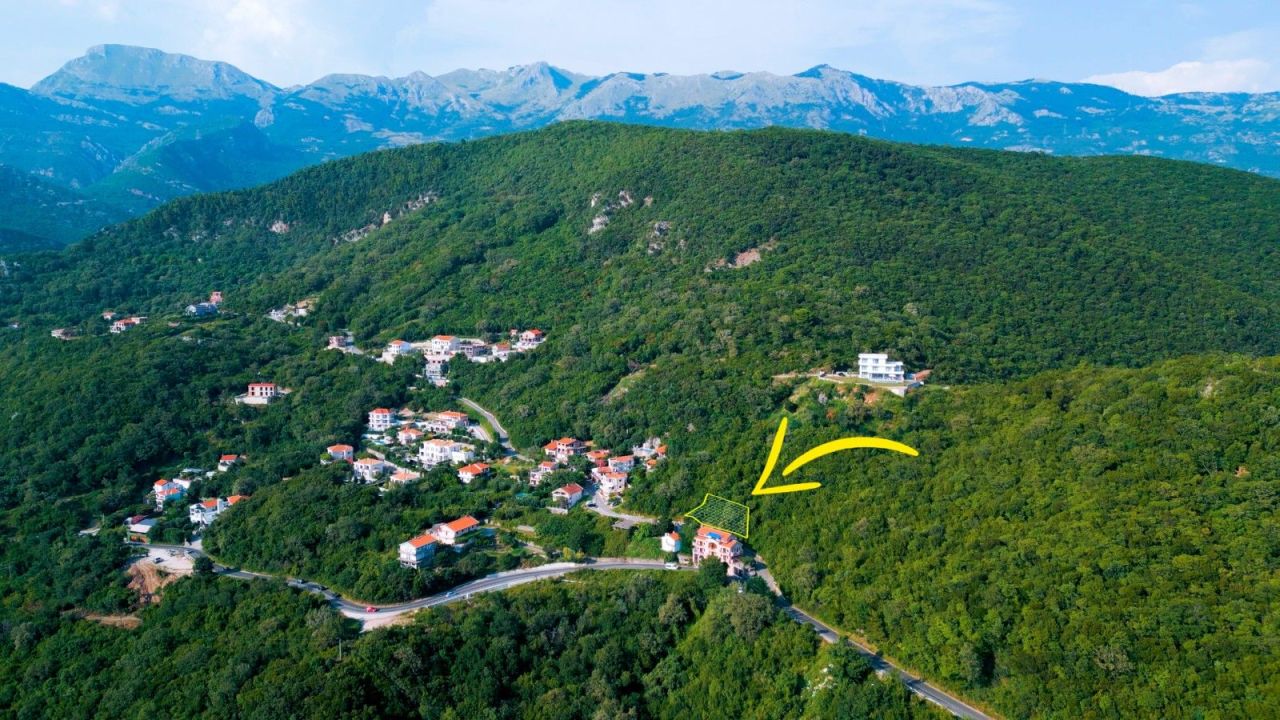 Terreno en Budva, Montenegro, 2 000 m² - imagen 3