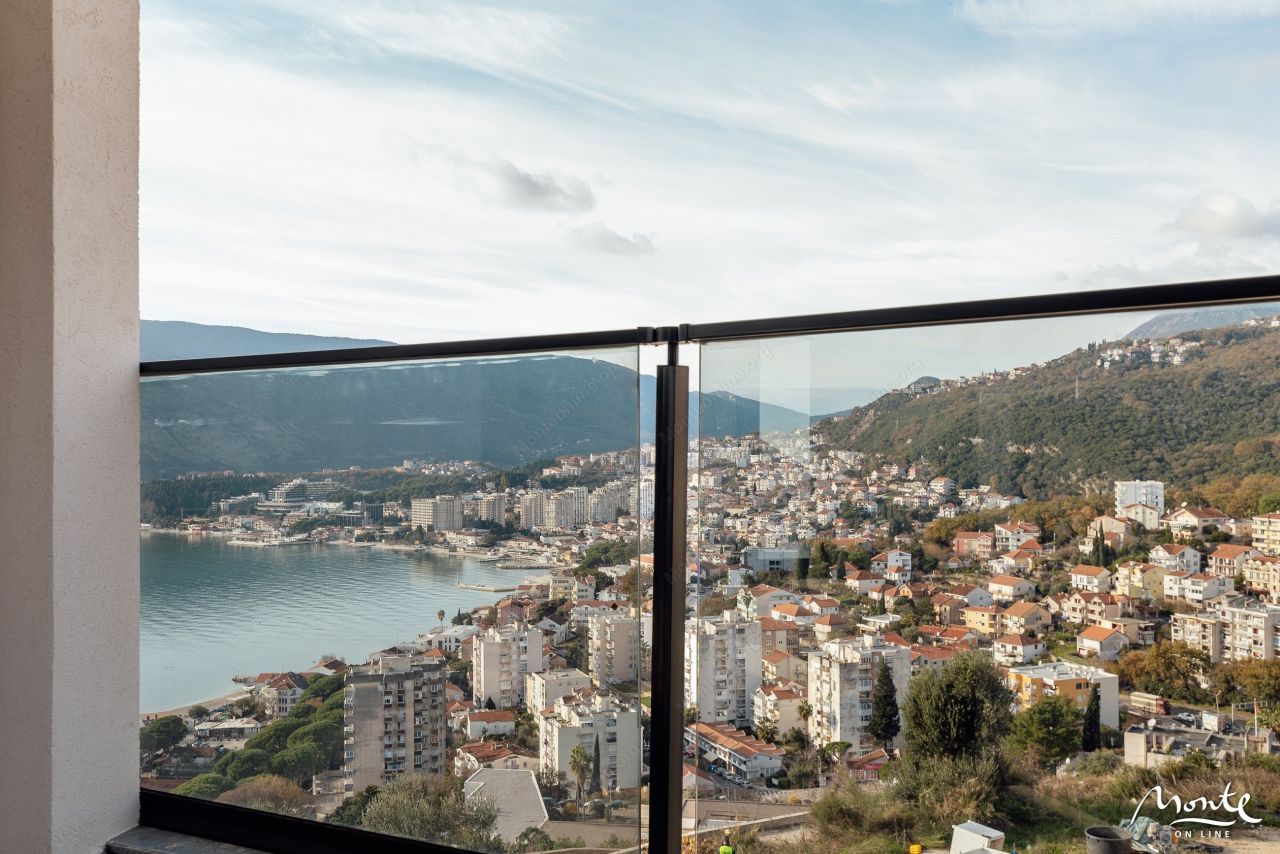 Appartement à Herceg-Novi, Monténégro, 122 m² - image 4