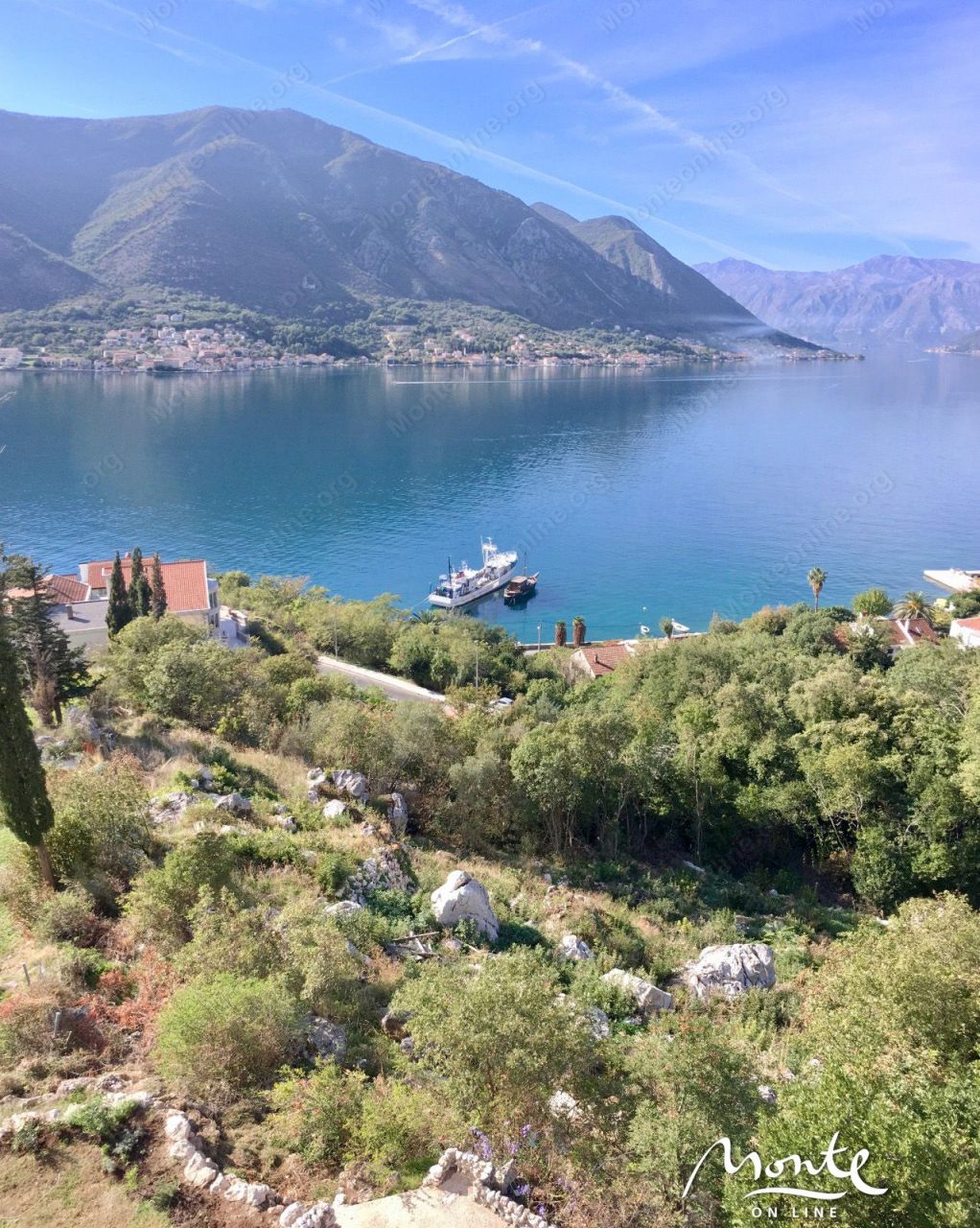 Terreno en Dobrota, Montenegro, 3 060 m² - imagen 4