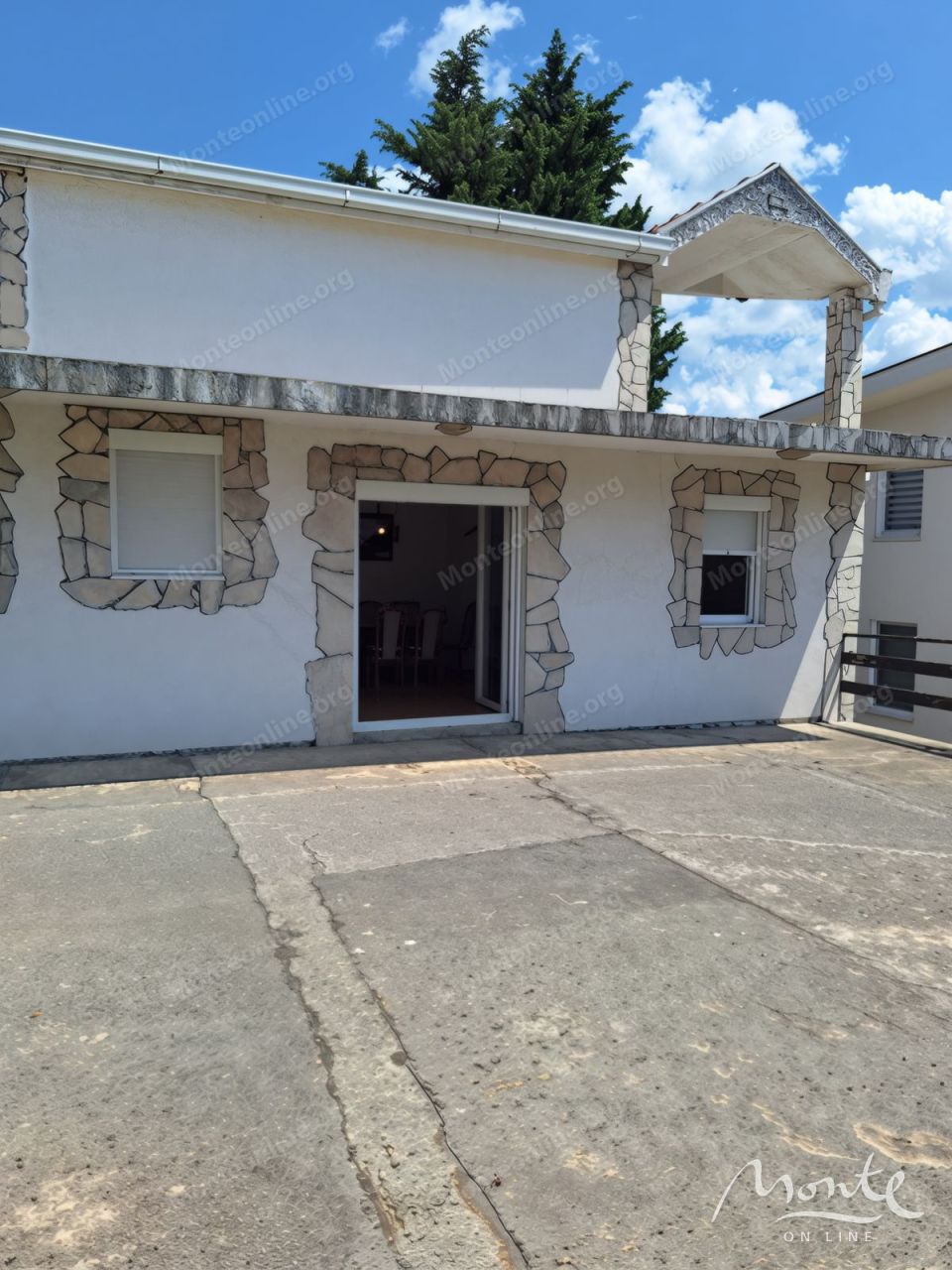 Villa in Bar, Montenegro, 170 m² - picture 4