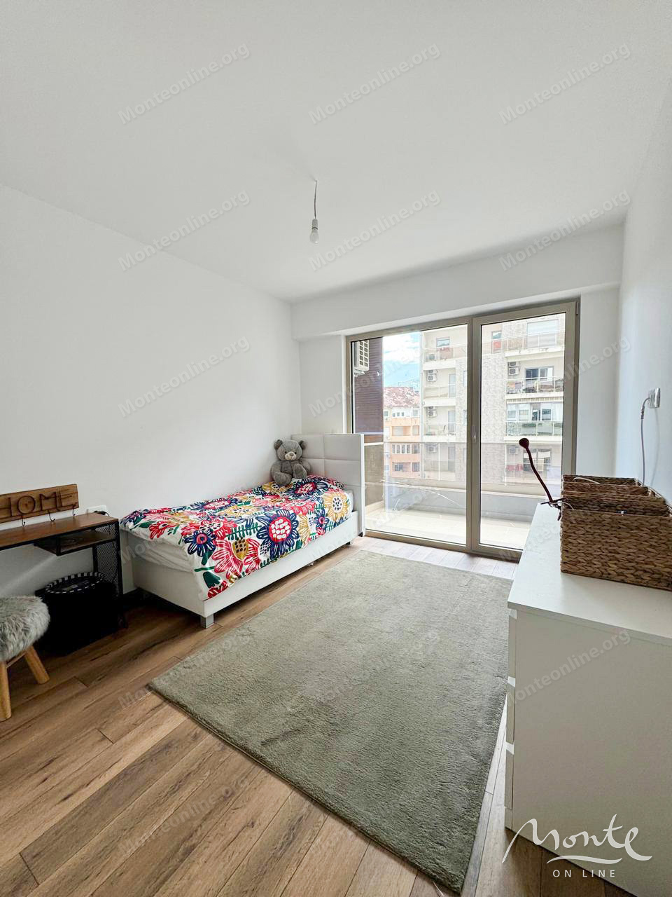 Apartamento en Budva, Montenegro, 82 m² - imagen 4