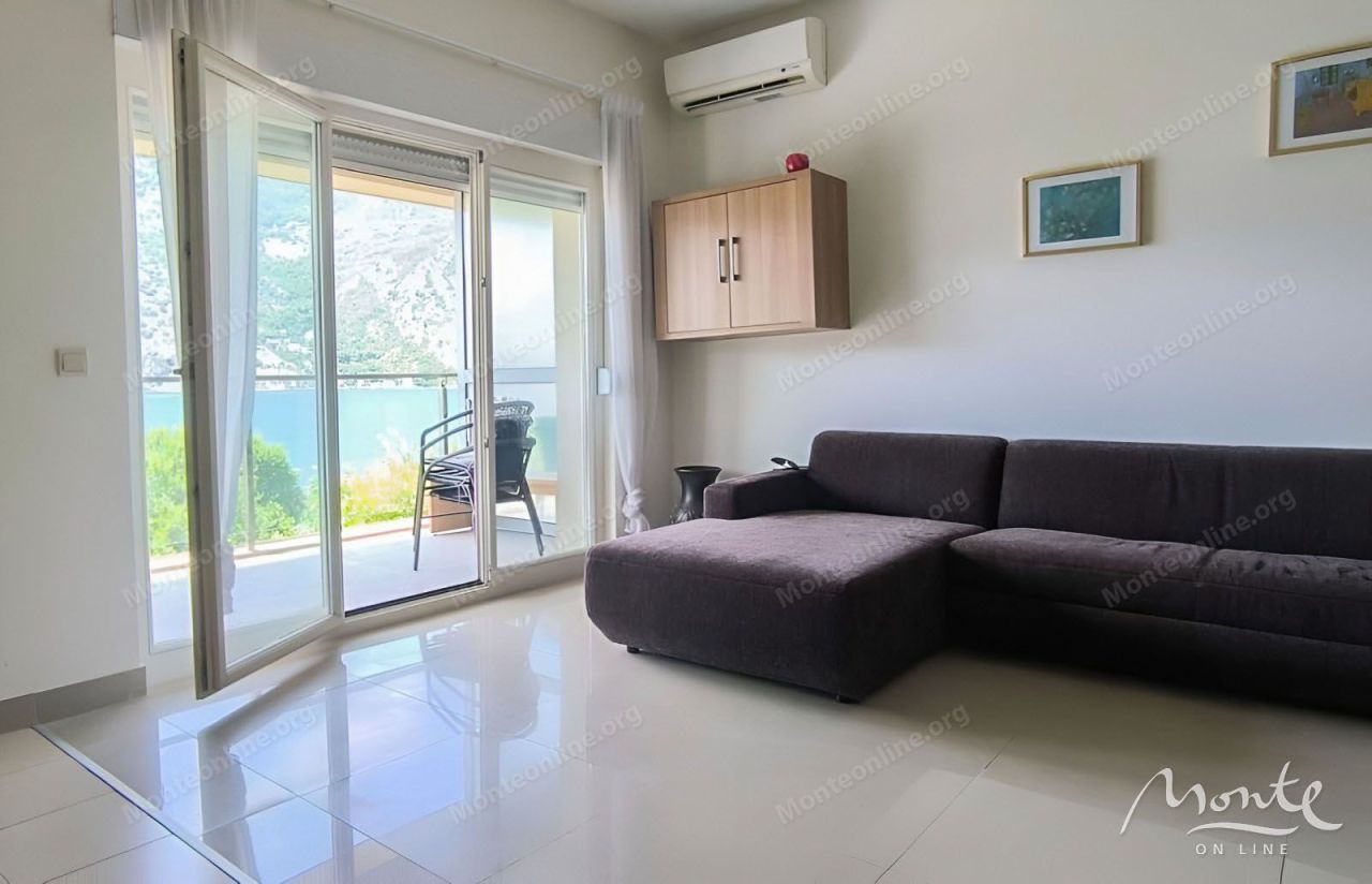Apartment in Risan, Montenegro, 46 m² - Foto 4