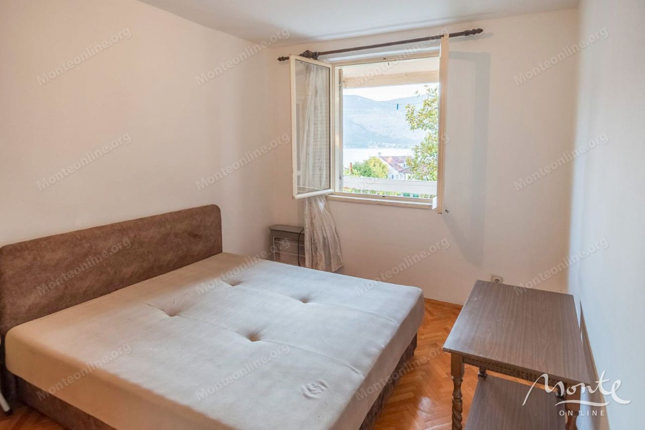 Apartamento en Herceg-Novi, Montenegro, 56 m² - imagen 4