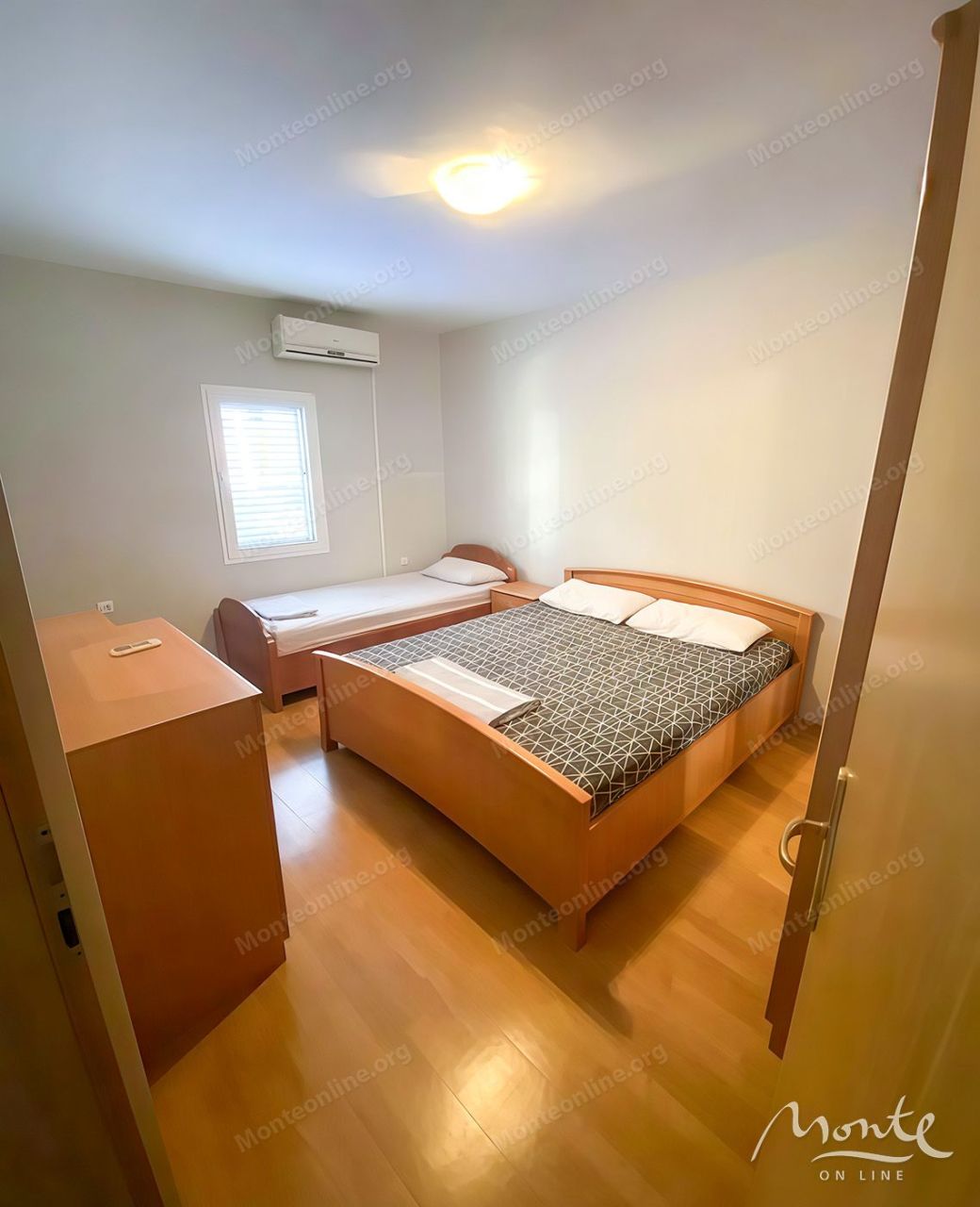 Appartement à Petrovac, Monténégro, 84 m² - image 4